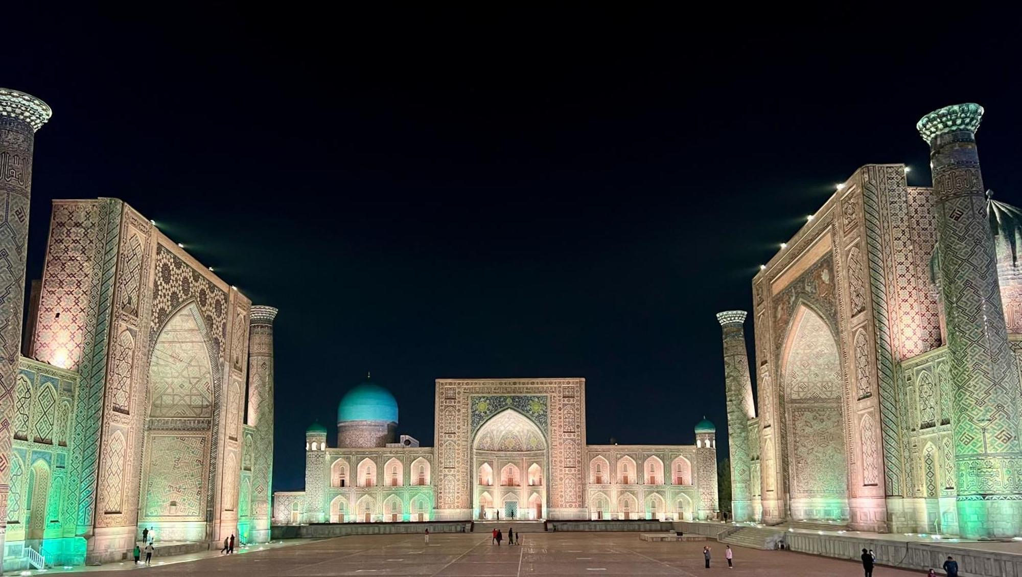 Mirador Registan Apartment Samarkand Bagian luar foto